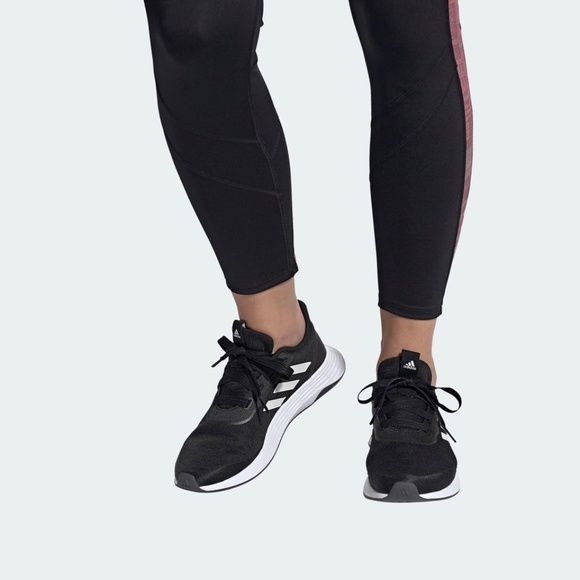 BRAND NEW women adidas qt racer sport running black shoes size US 6 / US 7 US 8 - Picture 1 of 7